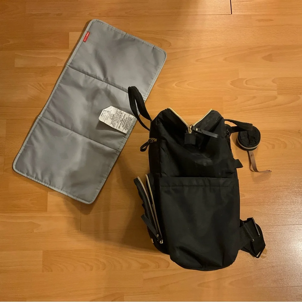 Skip Hop Mainframe Wide Open Diaper Backpack Black
